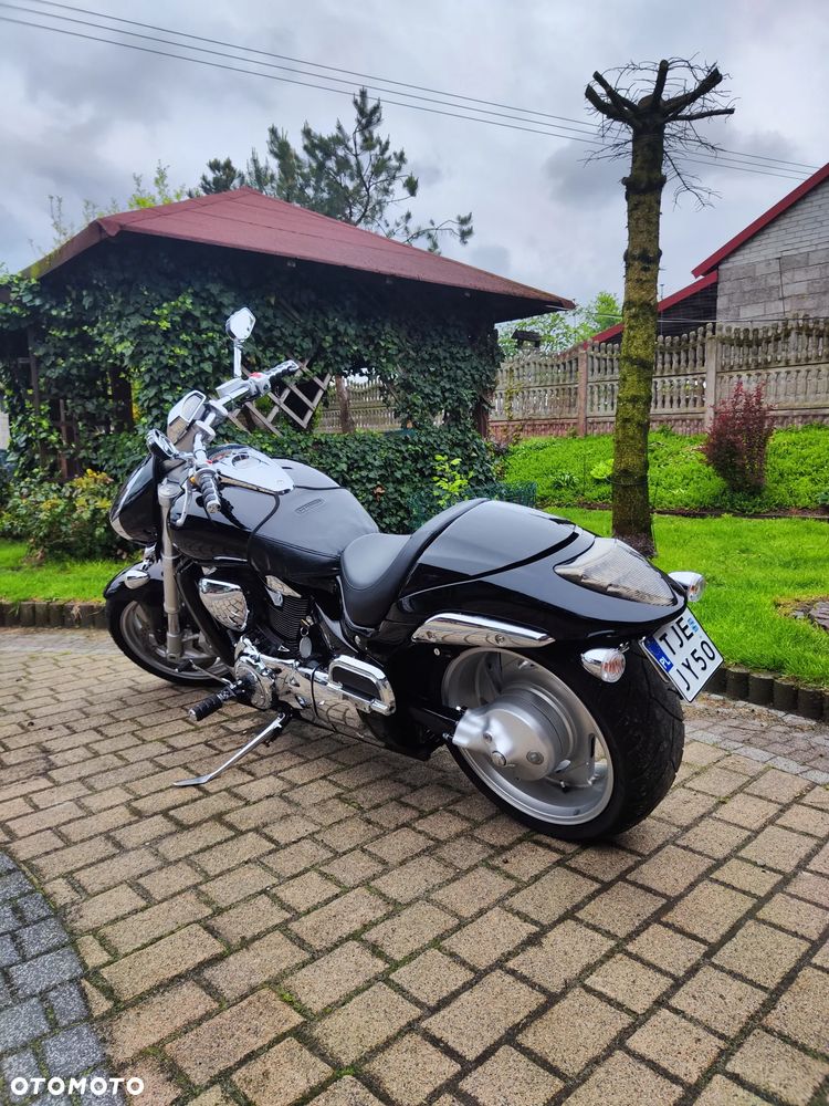 Suzuki Intruder - 15