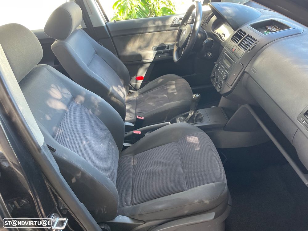 VW Polo 1.2 Confortline - 18