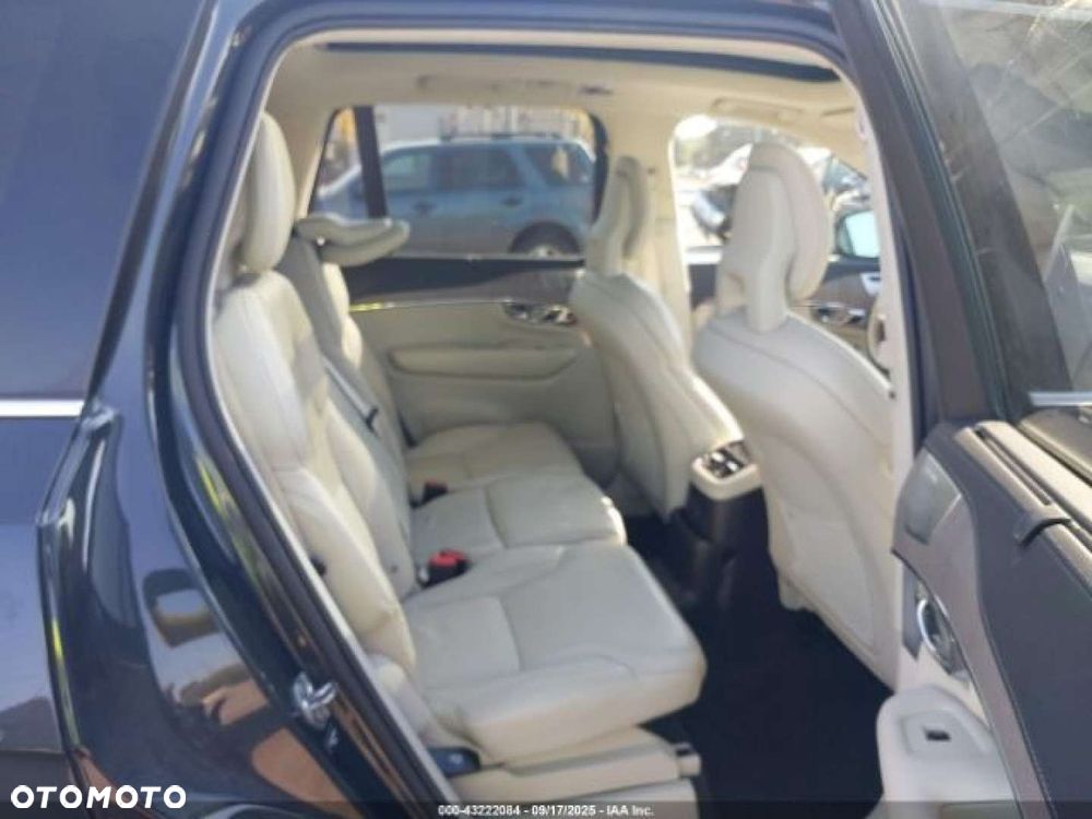 Volvo XC 90 - 10