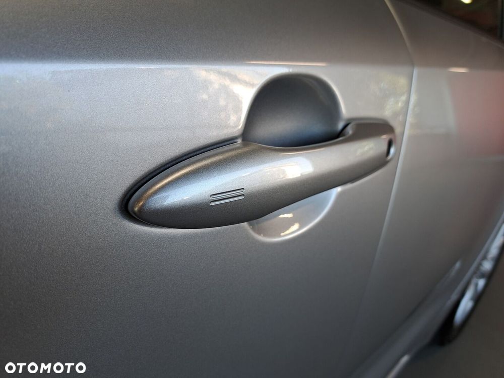Toyota Corolla 1.8 Hybrid Comfort - 37