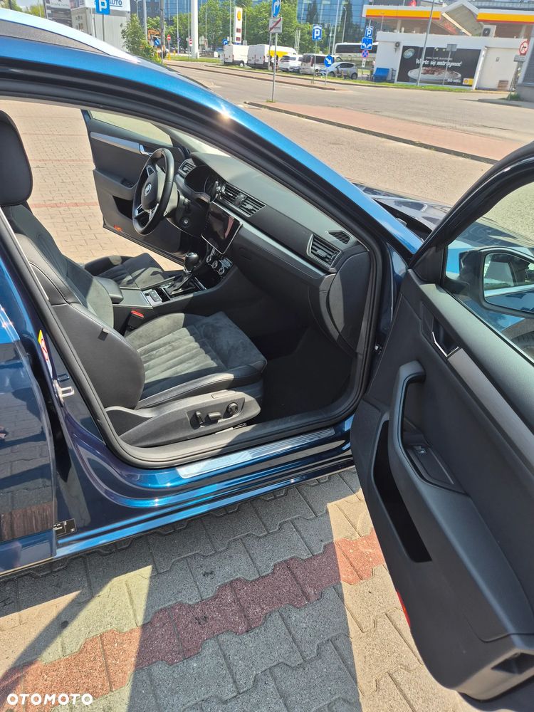 Skoda Superb 2.0 TDI Style DSG - 24