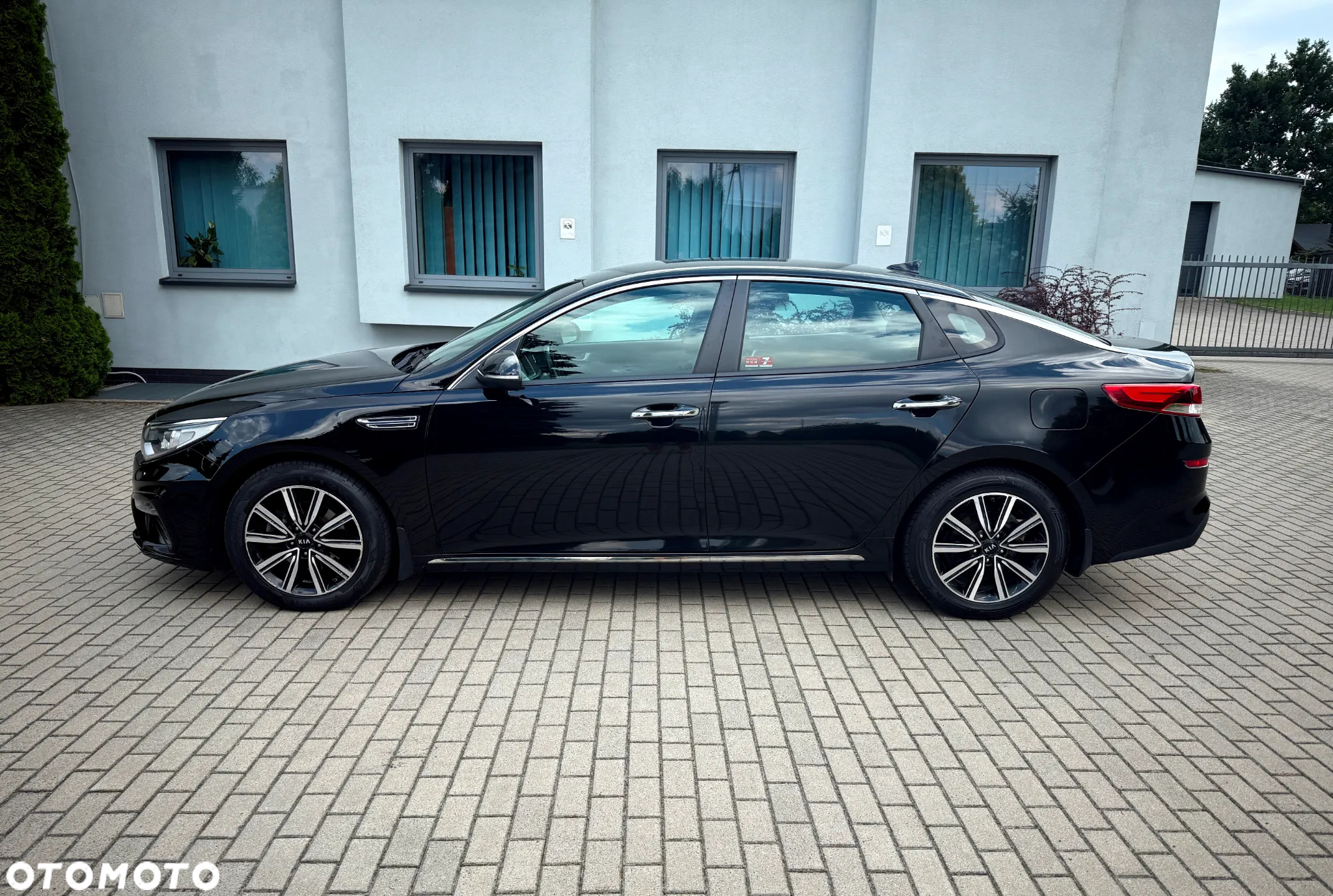 Kia Optima 1.6 T-GDI L DCT - 11