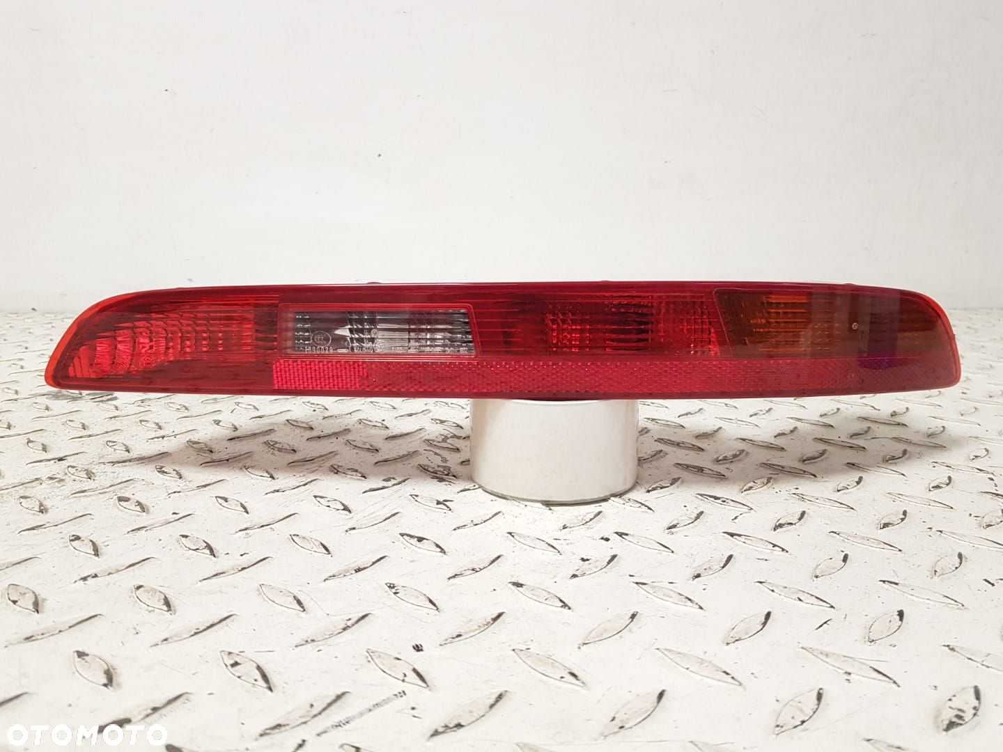 ORYGINALNA TYLNA PRAWA TYŁ PRAWA LAMPA W ZDERZAK AUDI Q3 I 1 11-14 8U0 8U0945096 - 3