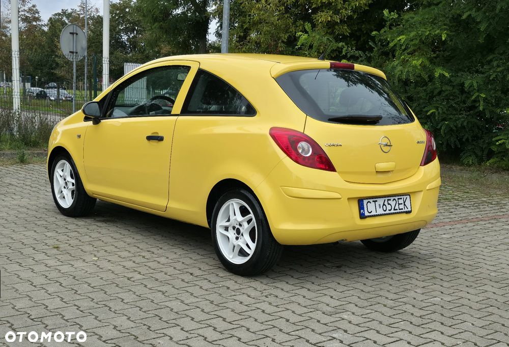 Opel Corsa 1.0 12V - 10