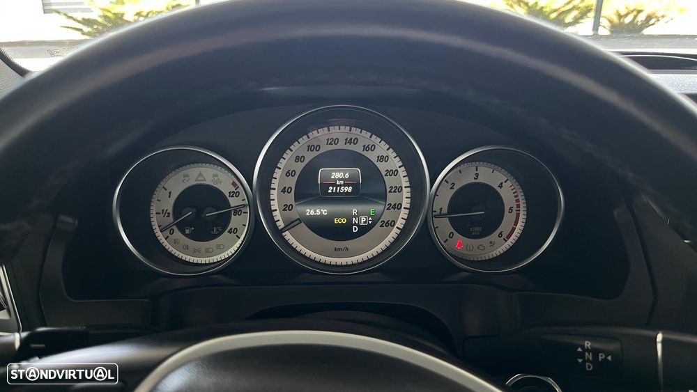 Mercedes-Benz E 220 CDI 7G-TRONIC - 14