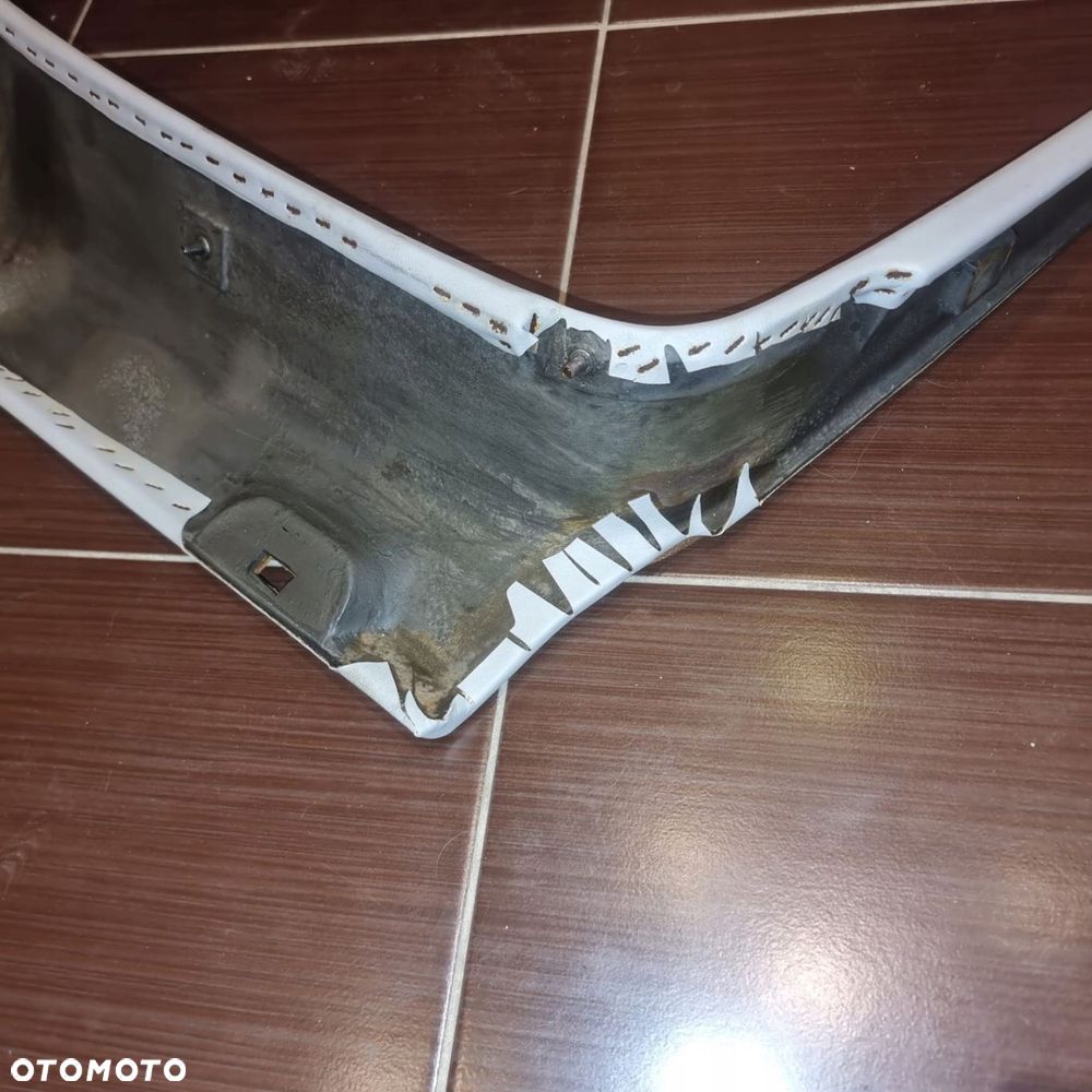 LISTWA BANAN OSŁONA NAD NOGI P EU BMW E31 850 840 - 5