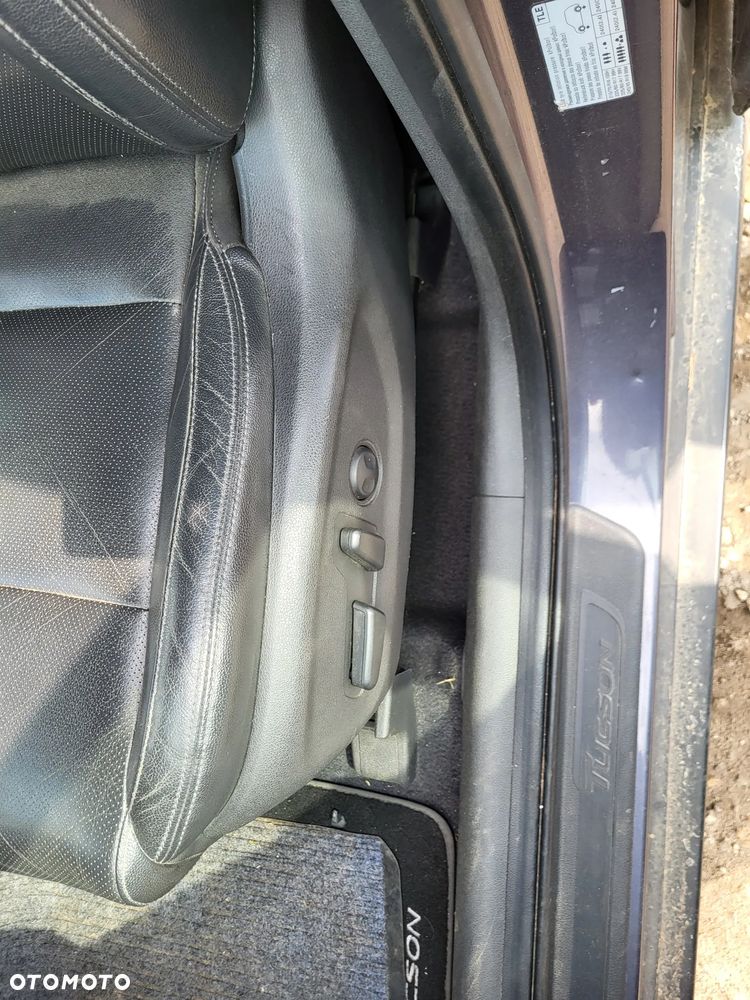 Hyundai Tucson 2.0 CRDi 4WD Passion - 26