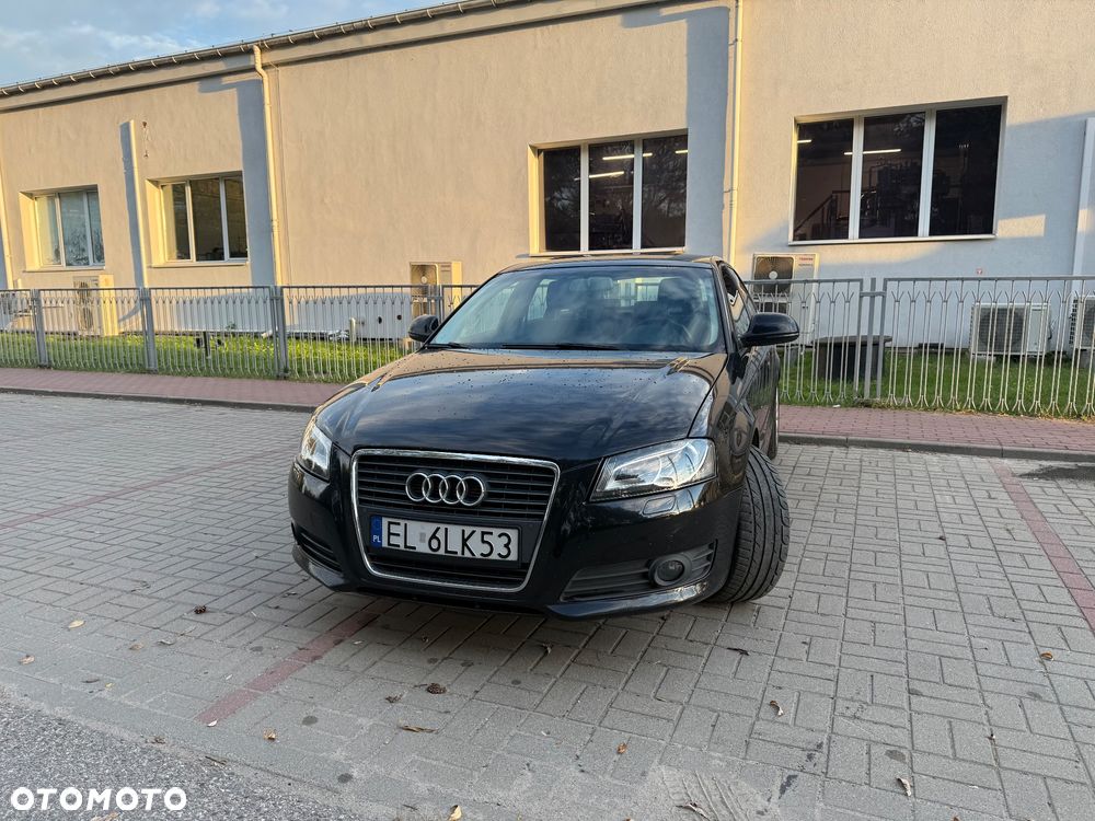 Audi A3 Sportback - 2