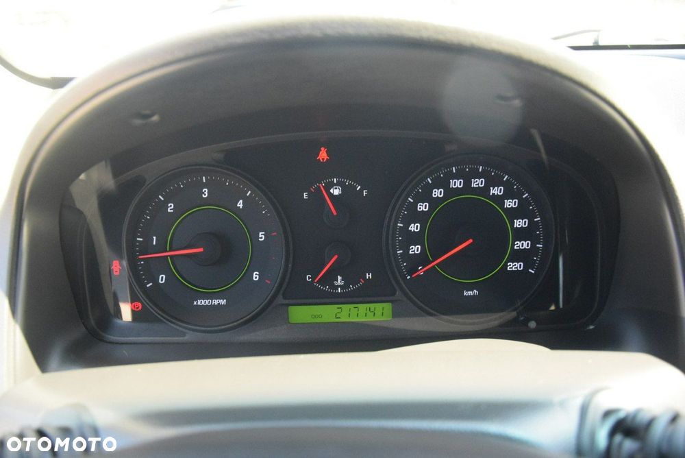 Chevrolet Captiva - 36