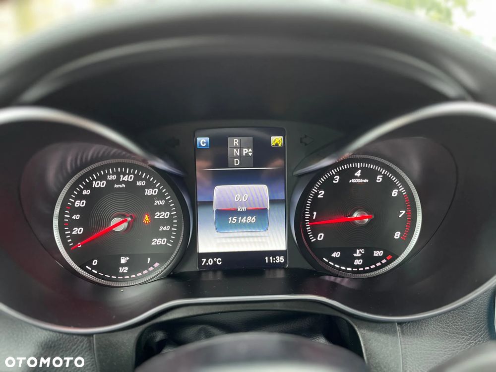 Mercedes-Benz GLC 250 4Matic 9G-TRONIC AMG Line - 19