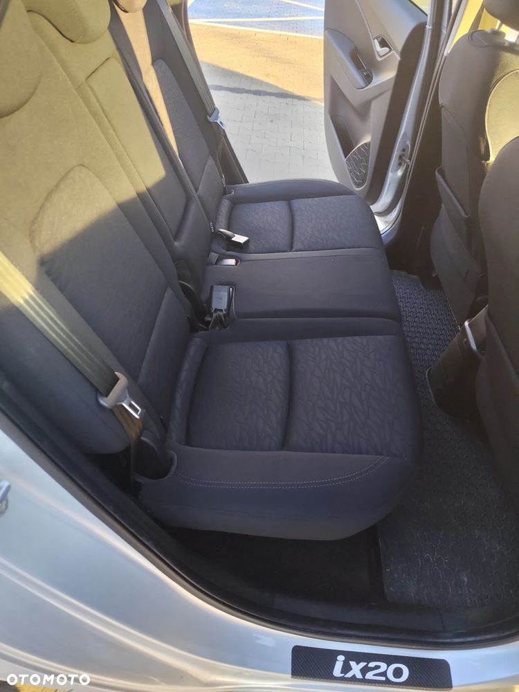 Hyundai ix20 1.4 Comfort - 23