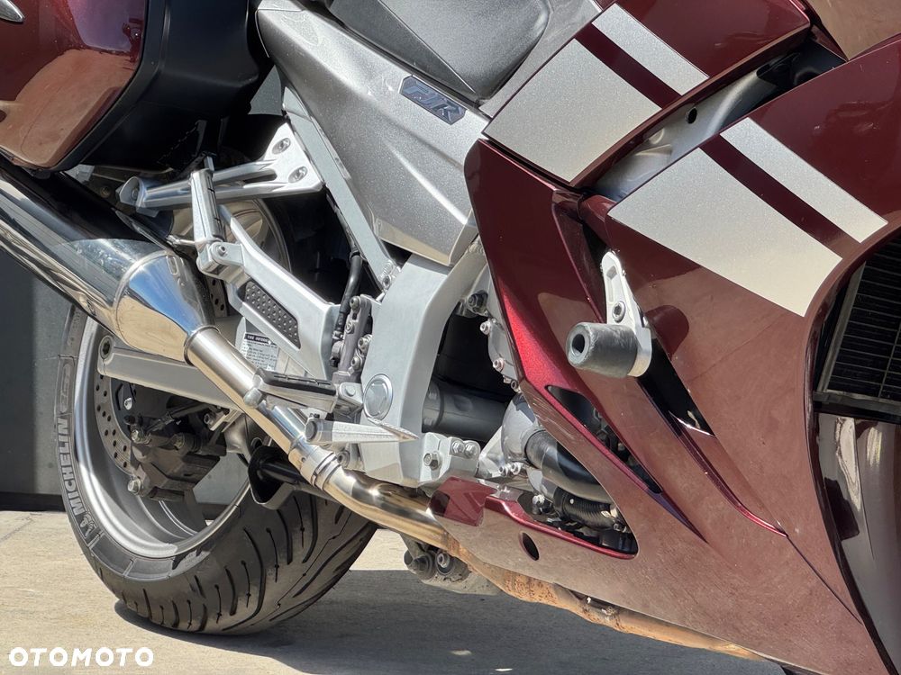 Yamaha FJR - 3