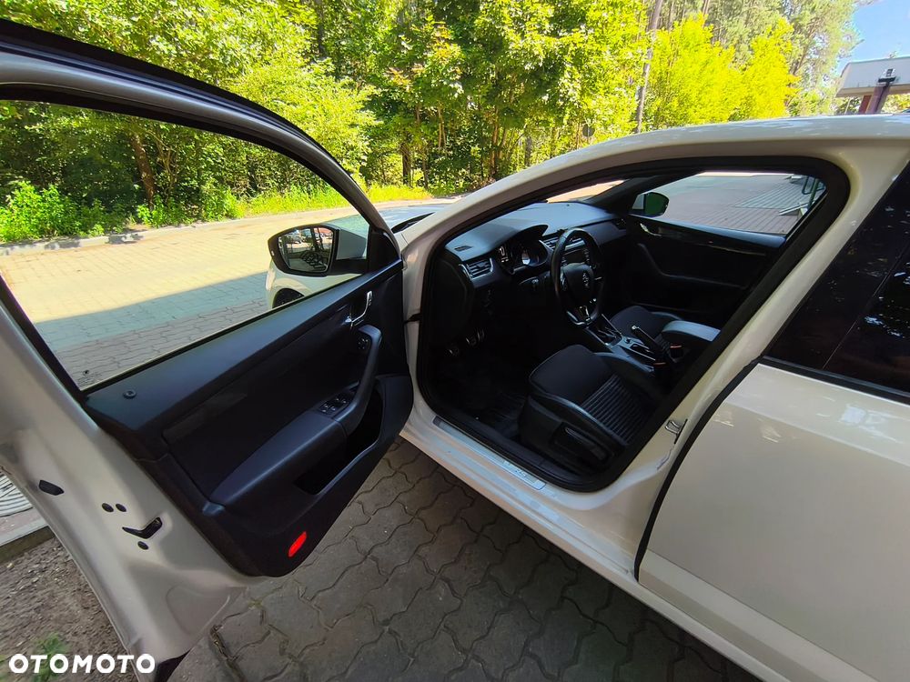 Skoda Octavia 2.0 TDI RS - 11