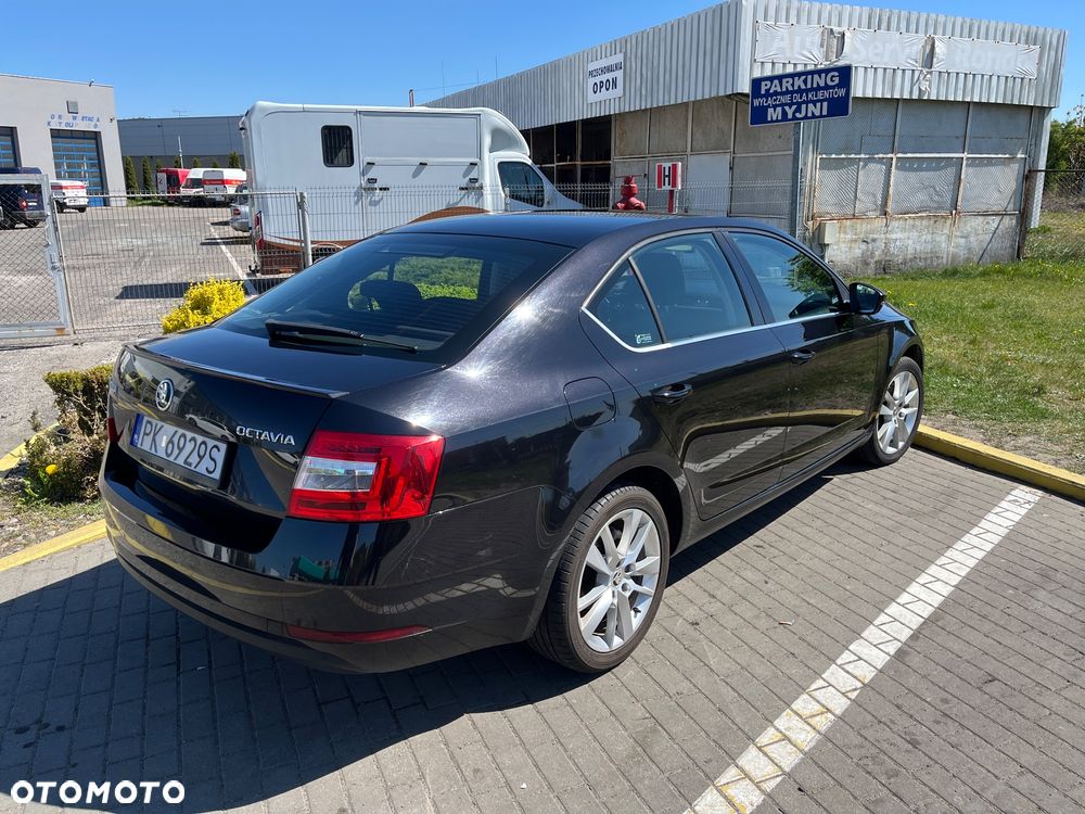 Skoda Octavia 1.5 TSI GPF ACT Style - 6