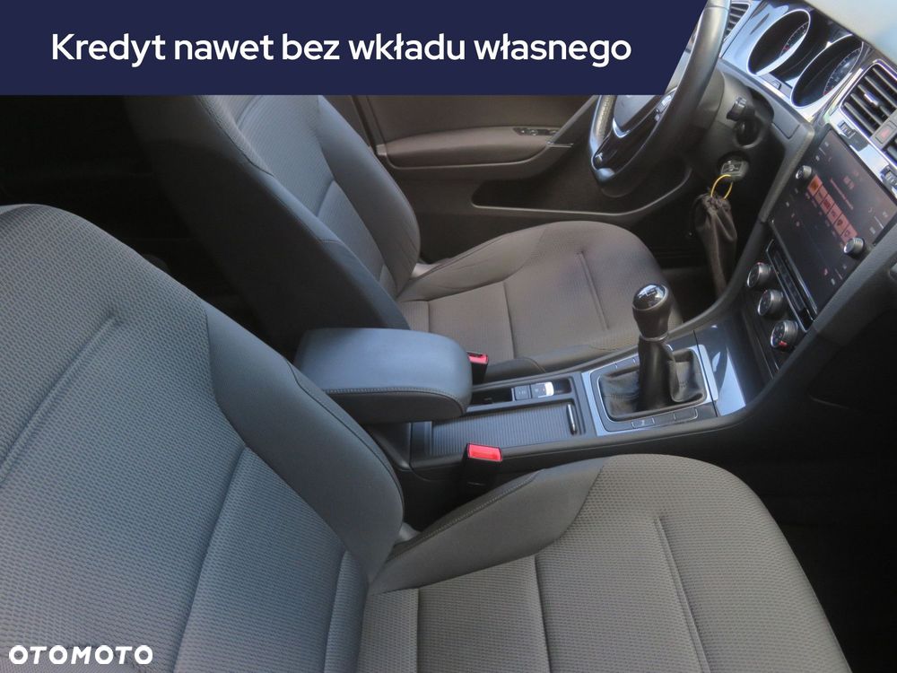 Volkswagen Golf Variant - 11