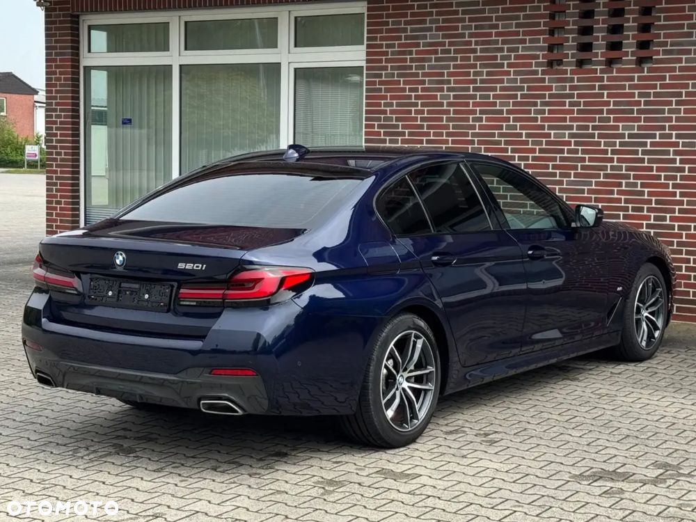 BMW Seria 5 520i M Sport sport - 9