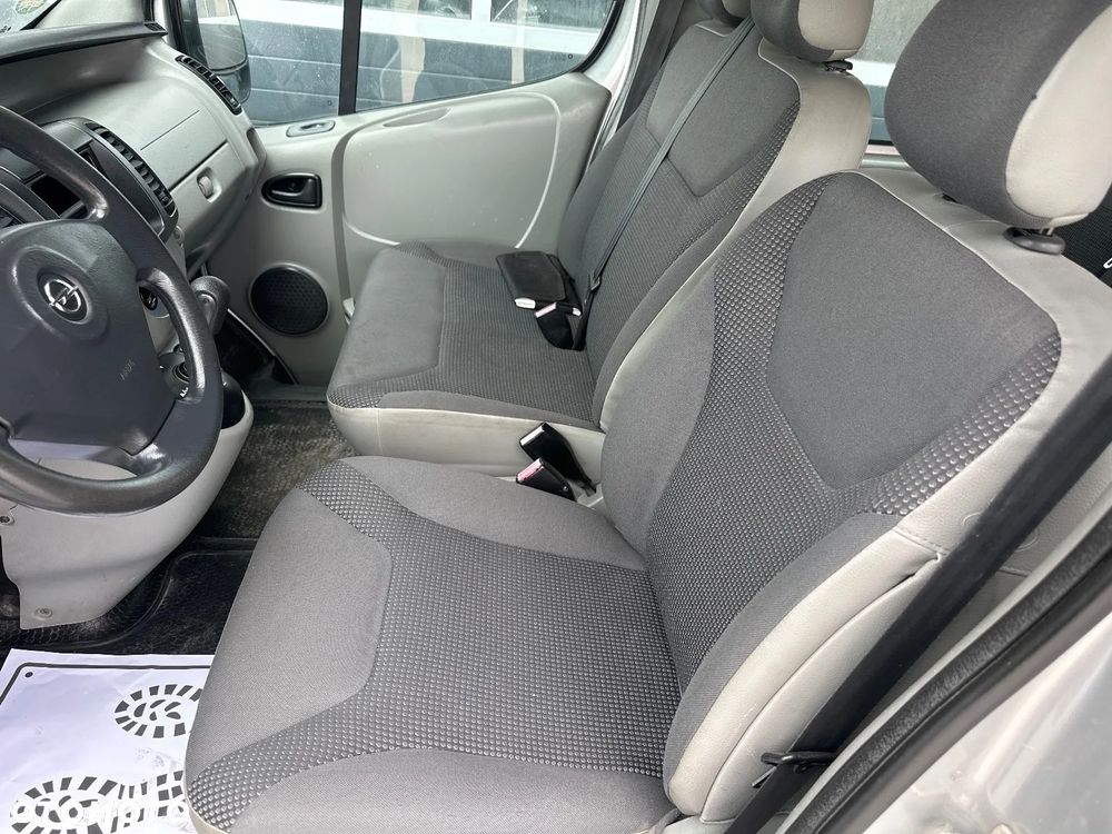 Opel VIVARO - 22