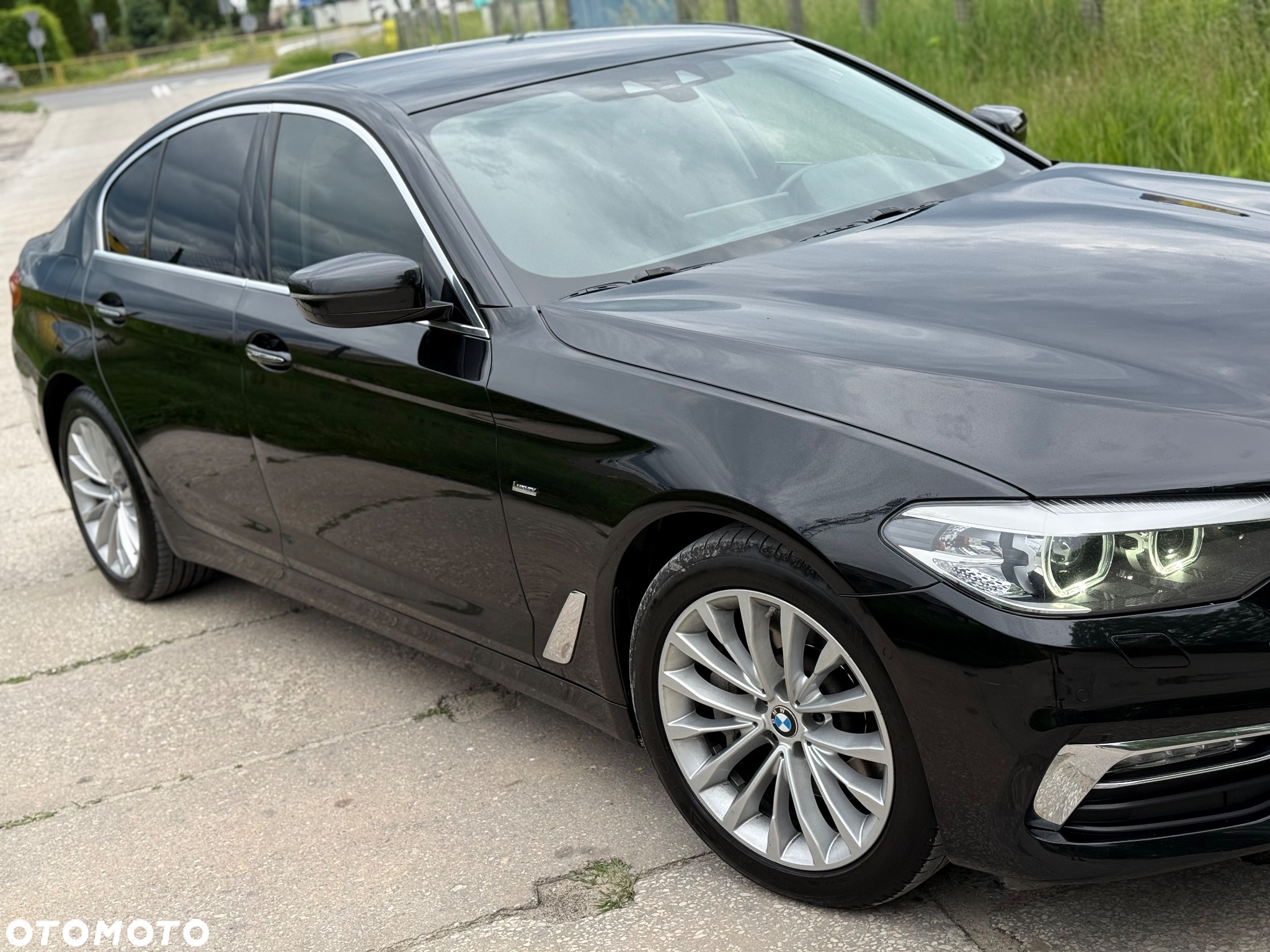 BMW Seria 5 530d xDrive Luxury Line - 14