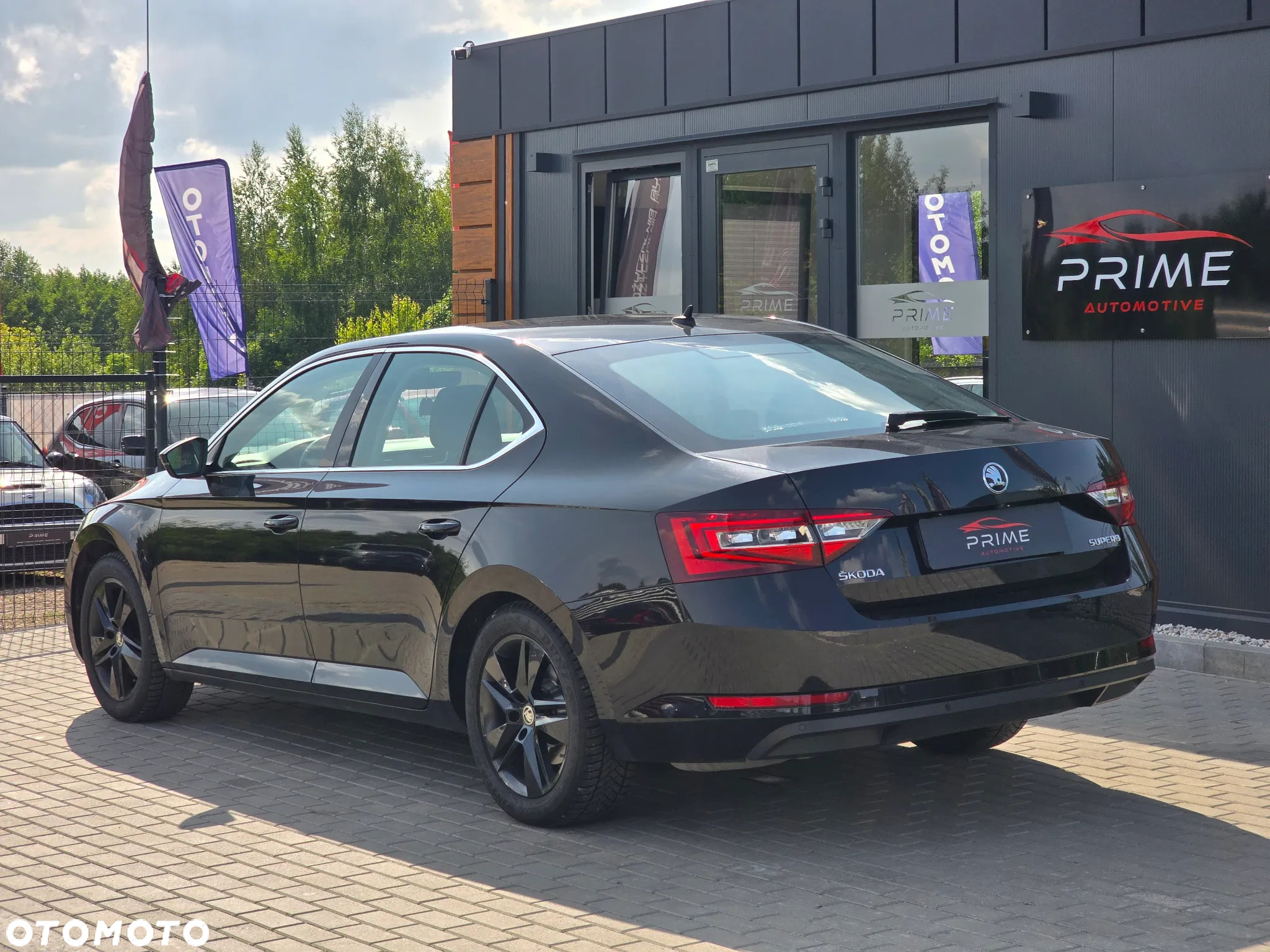 Skoda Superb 2.0 TDI Ambition DSG - 11