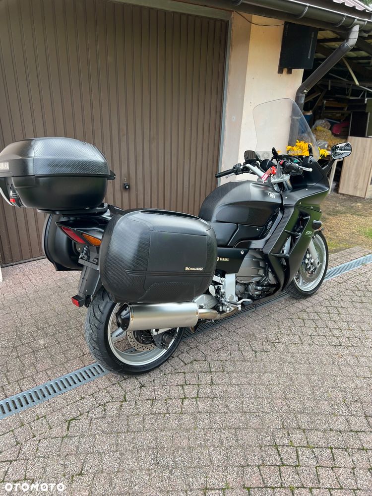 Yamaha FJR - 3