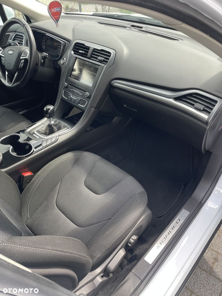 Ford Mondeo 2.0 TDCi Titanium - 18