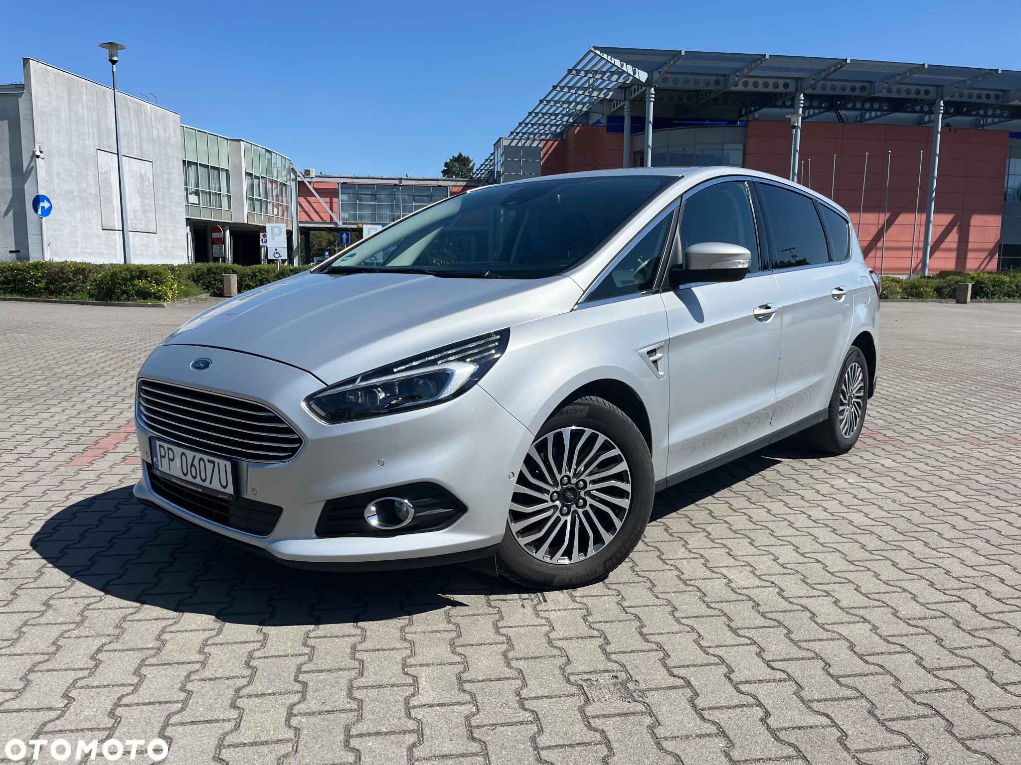 Ford S-Max 2.0 EcoBlue Titanium - 3