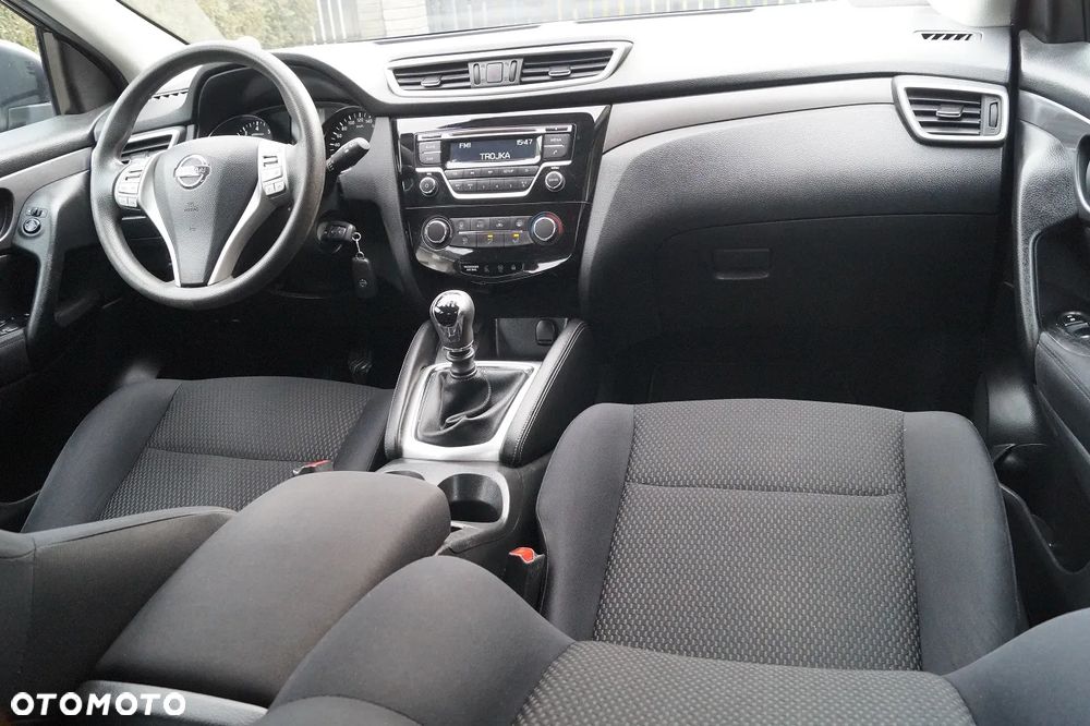 Nissan Qashqai 1.2 DIG-T N-Vision - 22