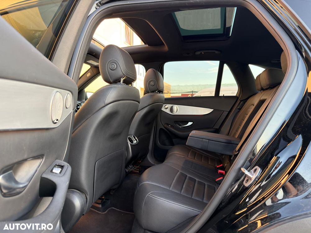 Mercedes-Benz GLC 300 de 4Matic 9G-TRONIC Exclusive - 14