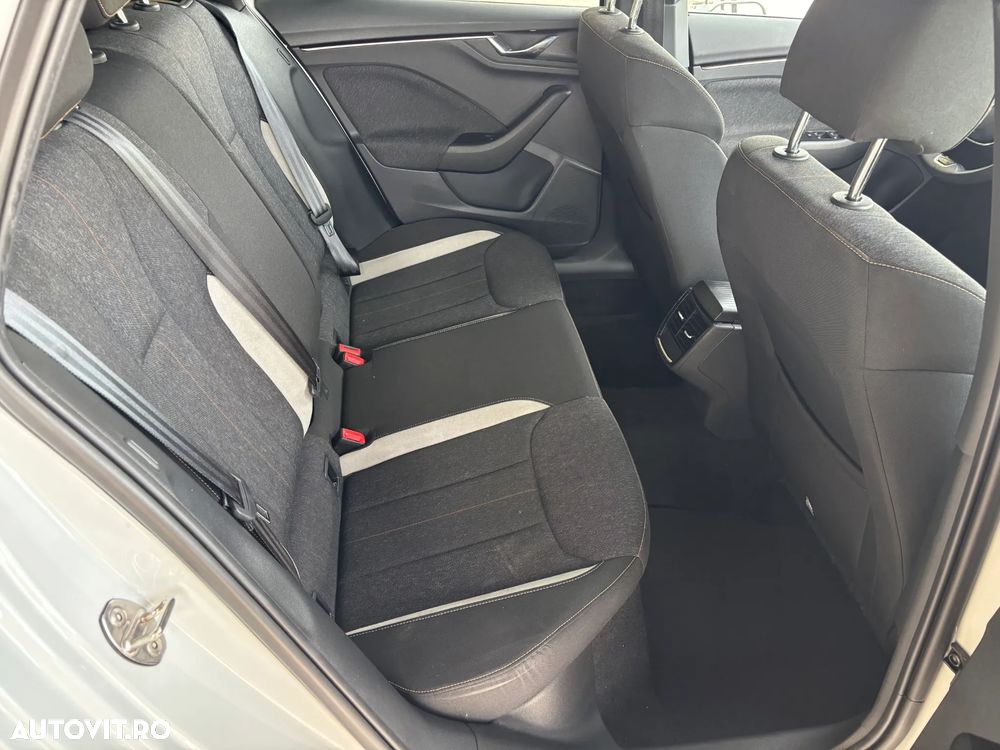 Skoda Kamiq 1.0 TSI Ambition - 35