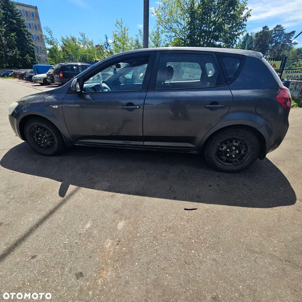 Kia Ceed (2007r) 2,0 D 103 kW / 140 KM (kod lak: 5K) - na części - 24