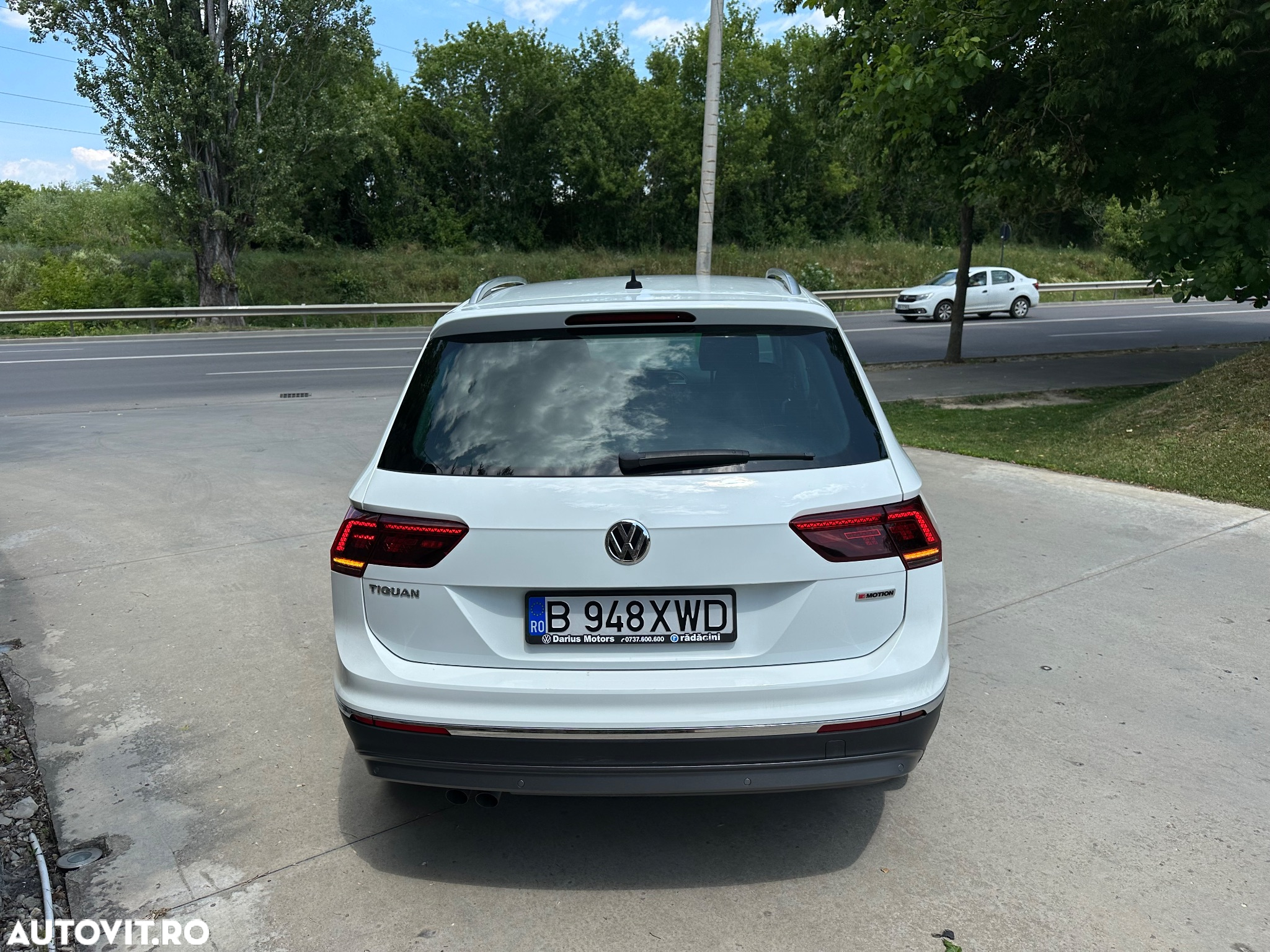 Volkswagen Tiguan 2.0 TDI 4Mot DSG Highline - 17
