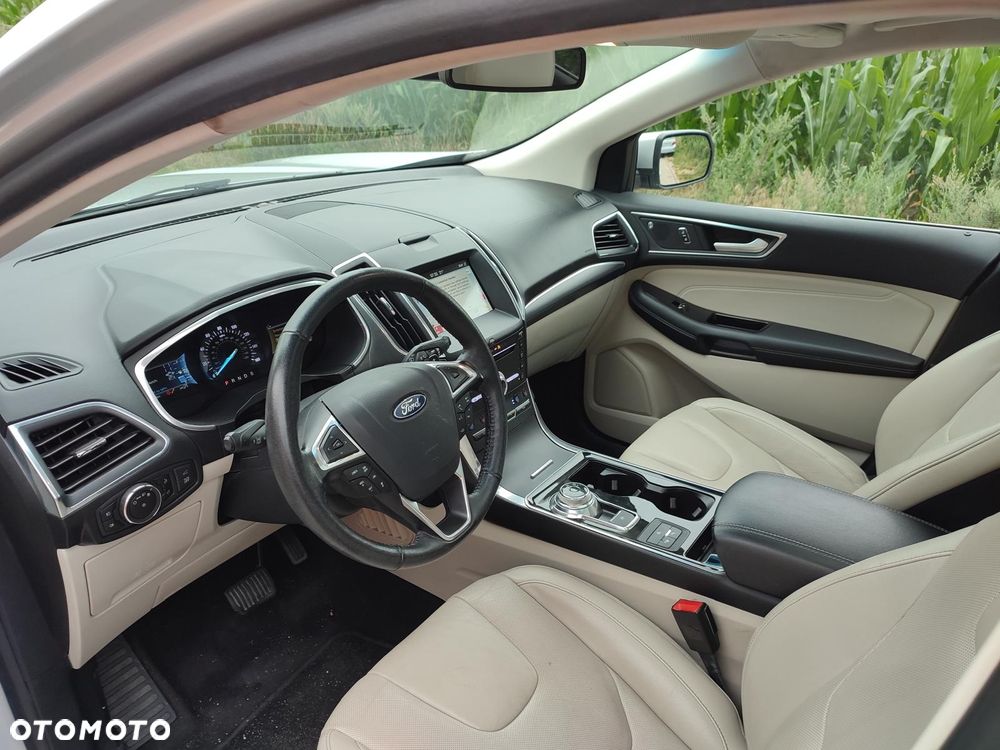 Ford Edge - 12
