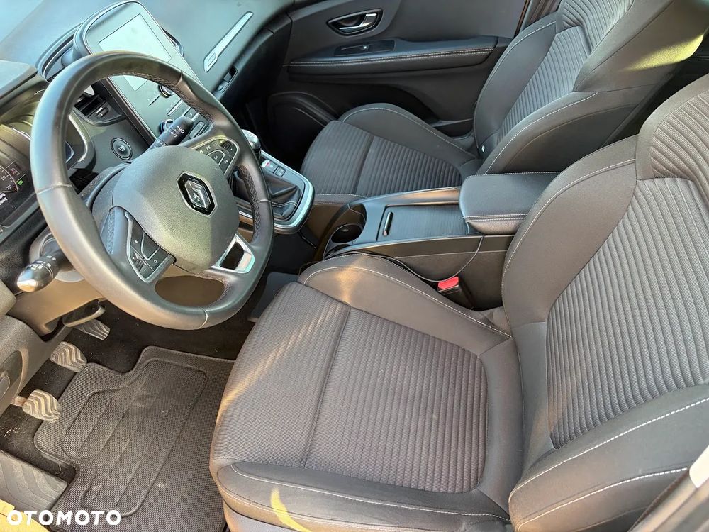 Renault Grand Scenic Gr 1.3 TCe FAP Intens - 5