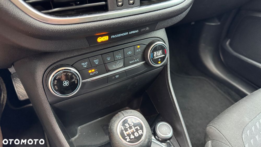 Ford Fiesta 1.0 EcoBoost Titanium - 27