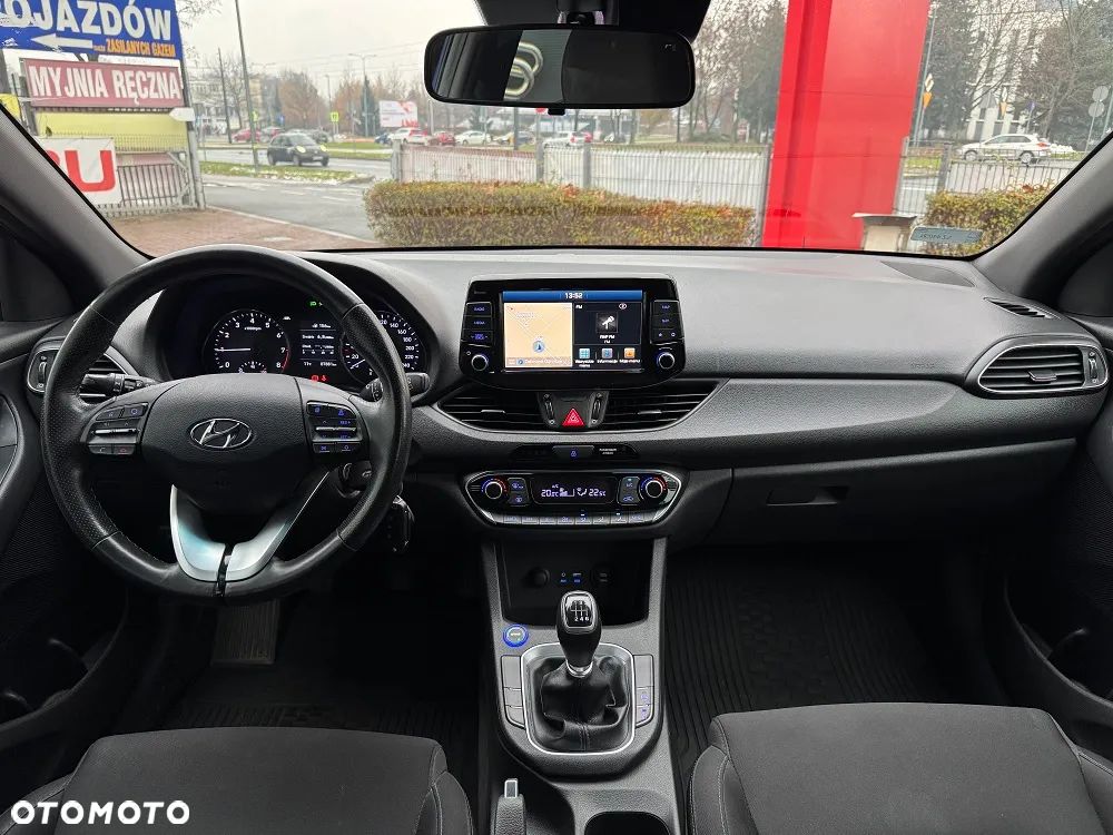 Hyundai i30 1.4 GO - 10