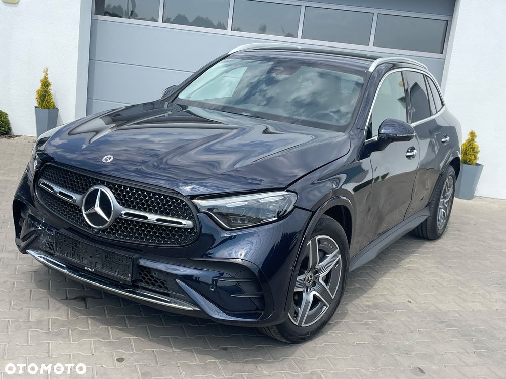 Mercedes-Benz GLC 220 d 4Matic 9G-TRONIC AMG Line Advanced - 10