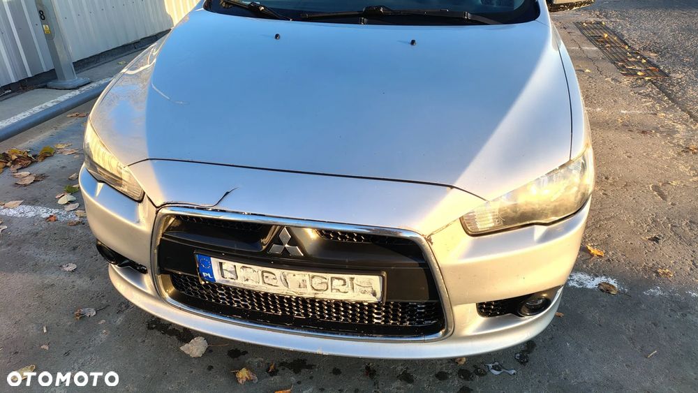 Mitsubishi Lancer 1.8 Inform - 2