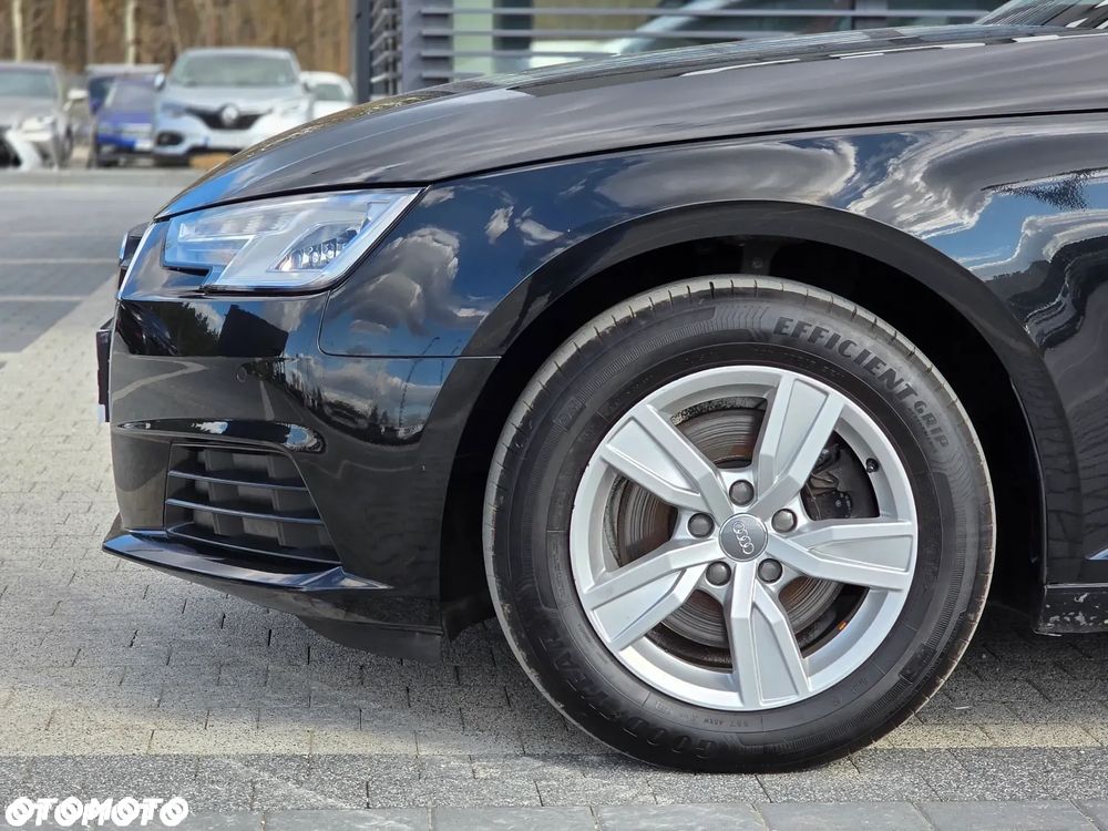 Audi A4 Avant - 33
