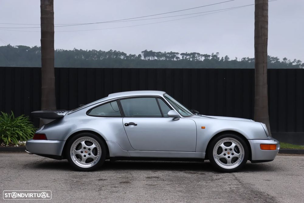 Porsche 911 (964) Coupé 3.3 Turbo II - 24