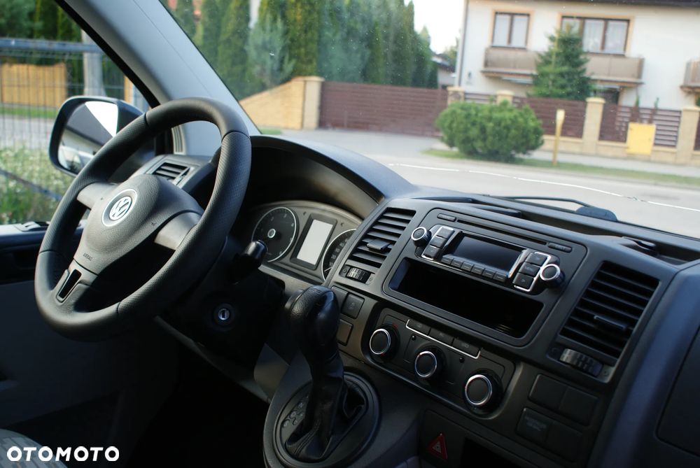 Volkswagen Transporter - 21