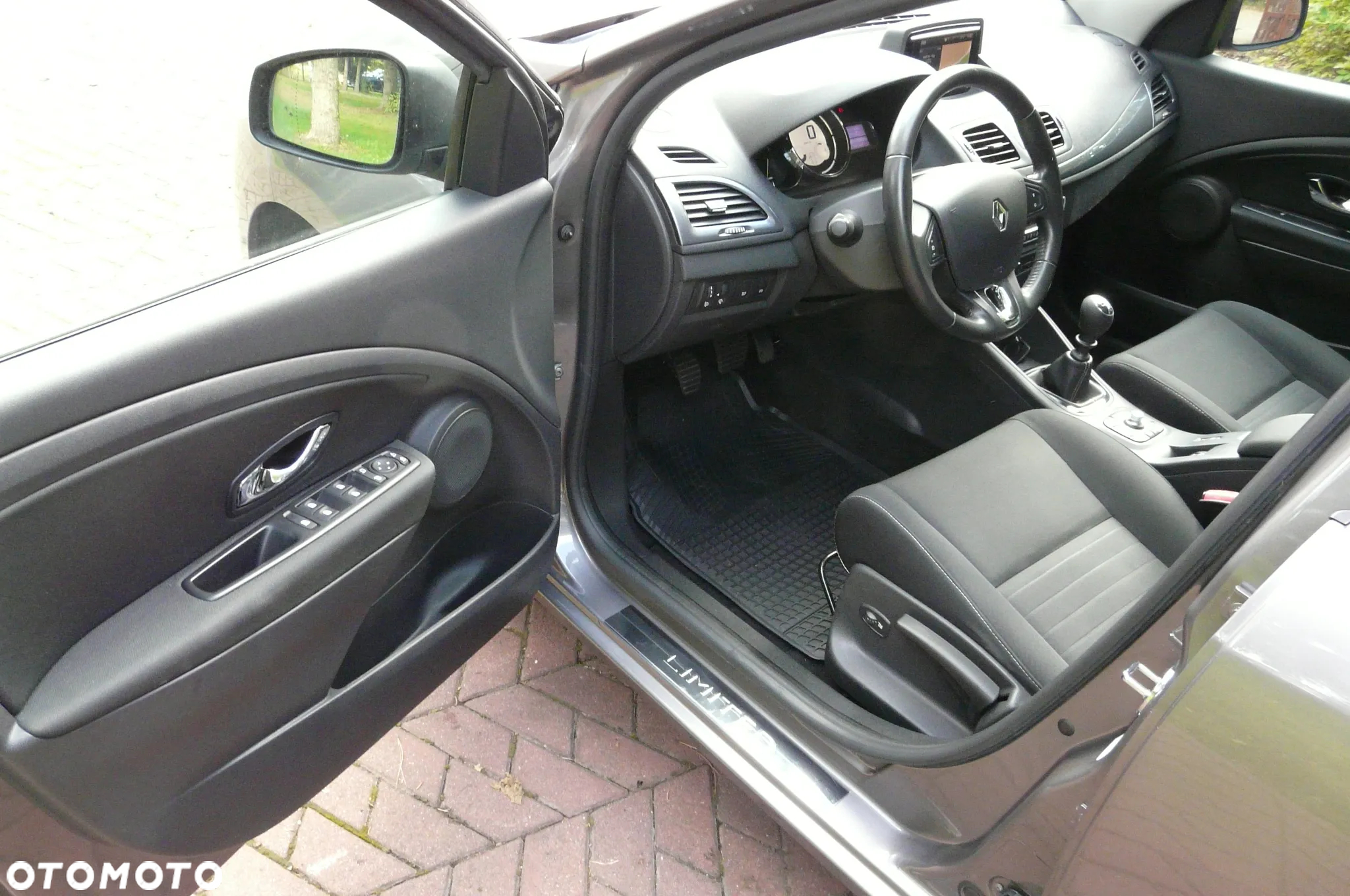 Renault Megane ENERGY TCe 130 LIMITED - 14