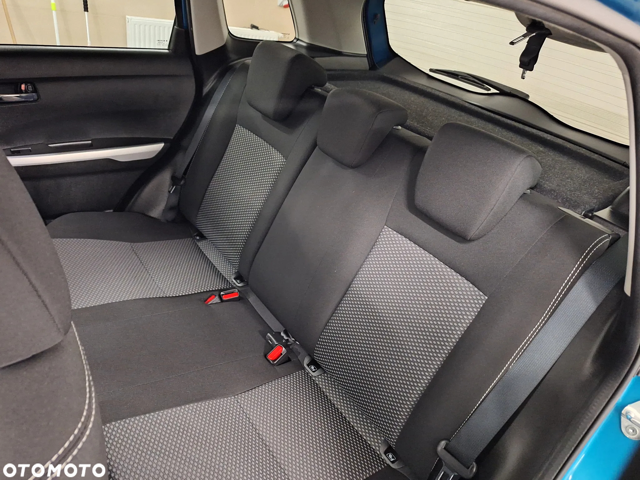 Suzuki Vitara 1.6 Premium 2WD - 23