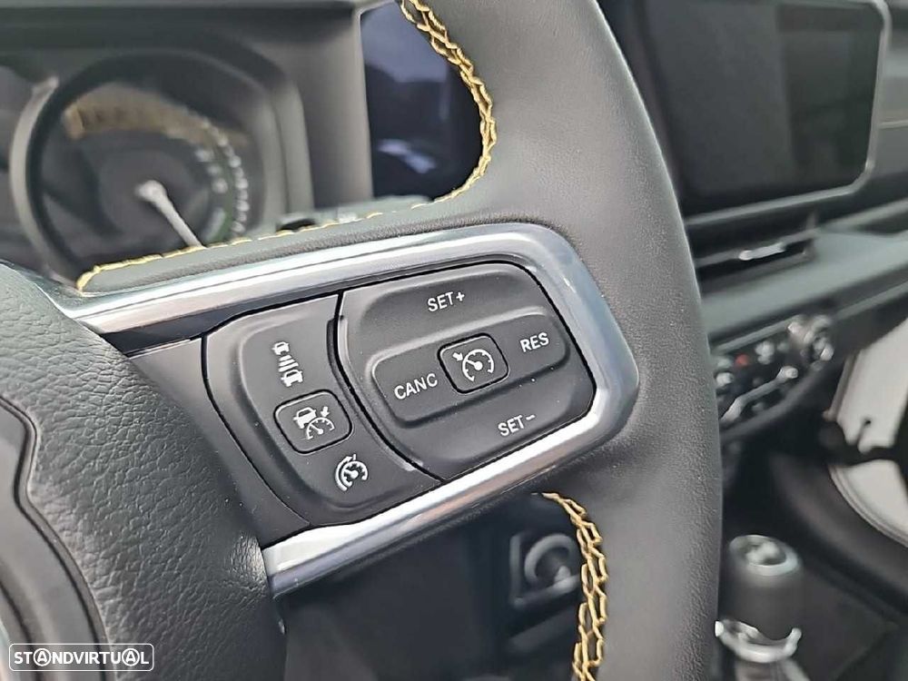 Jeep Wrangler Unlimited - 20