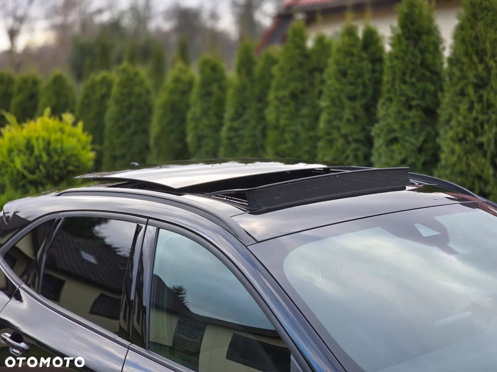 Ford Kuga 2.5 Duratec FHEV ST-LINE - 11