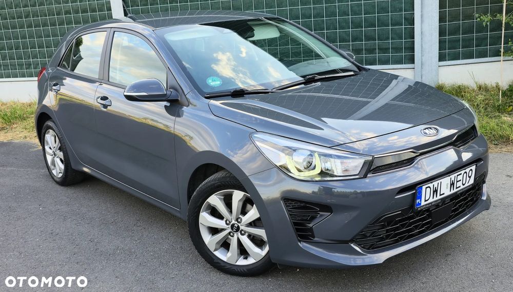Kia Rio 1.2 L - 9