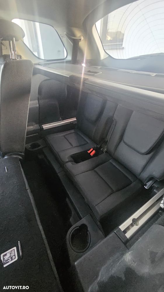 Land Rover Discovery Sport - 10