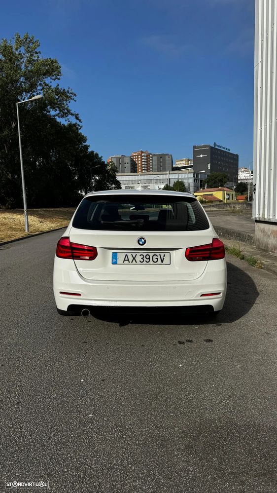 BMW 318 d Touring Sport Line - 3