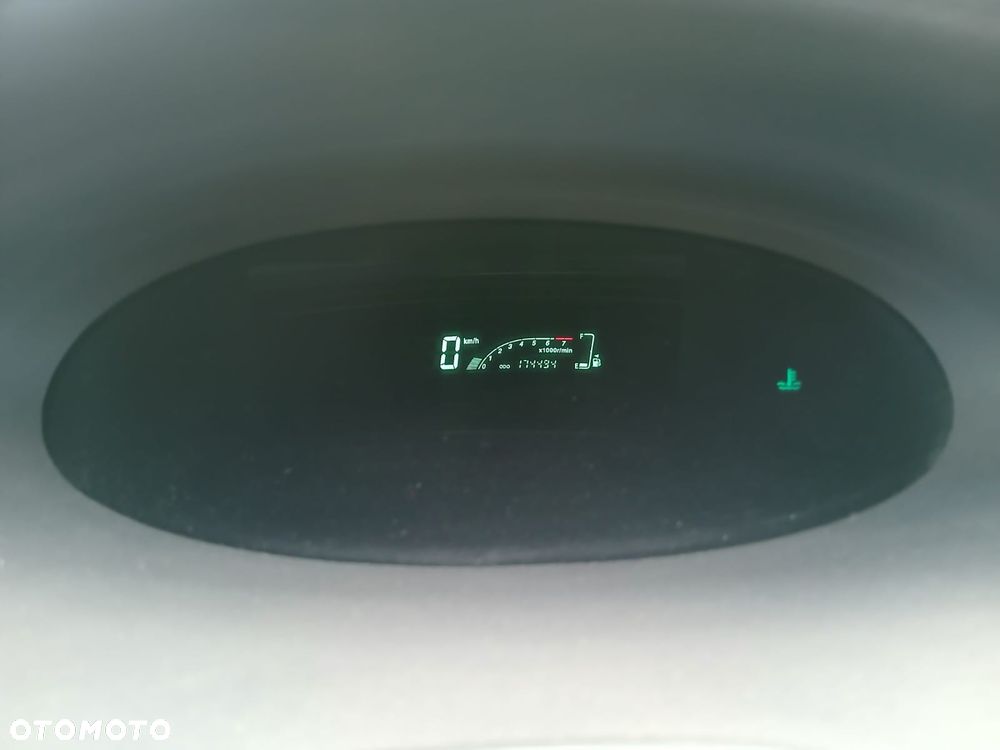 Toyota Yaris 1.0 Terra - 12
