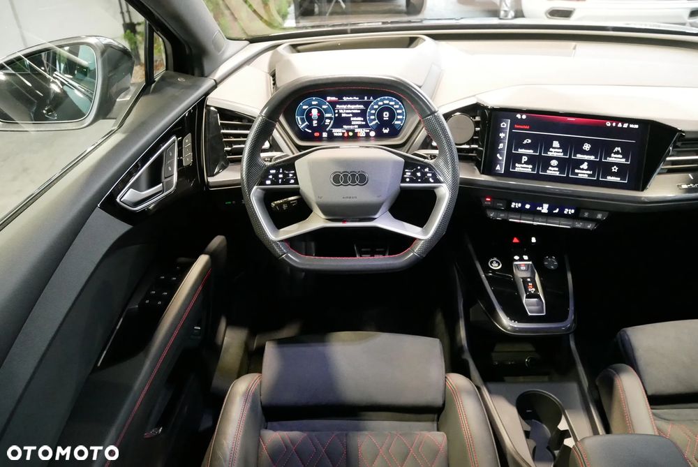 Audi Q4 e-tron 45 - 16