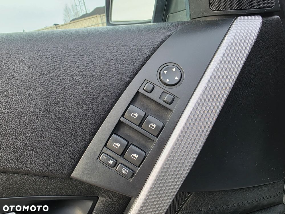 BMW Seria 5 525i - 17